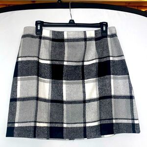 SHEIN plaid mini skirt. Black and white. XL. Never worn